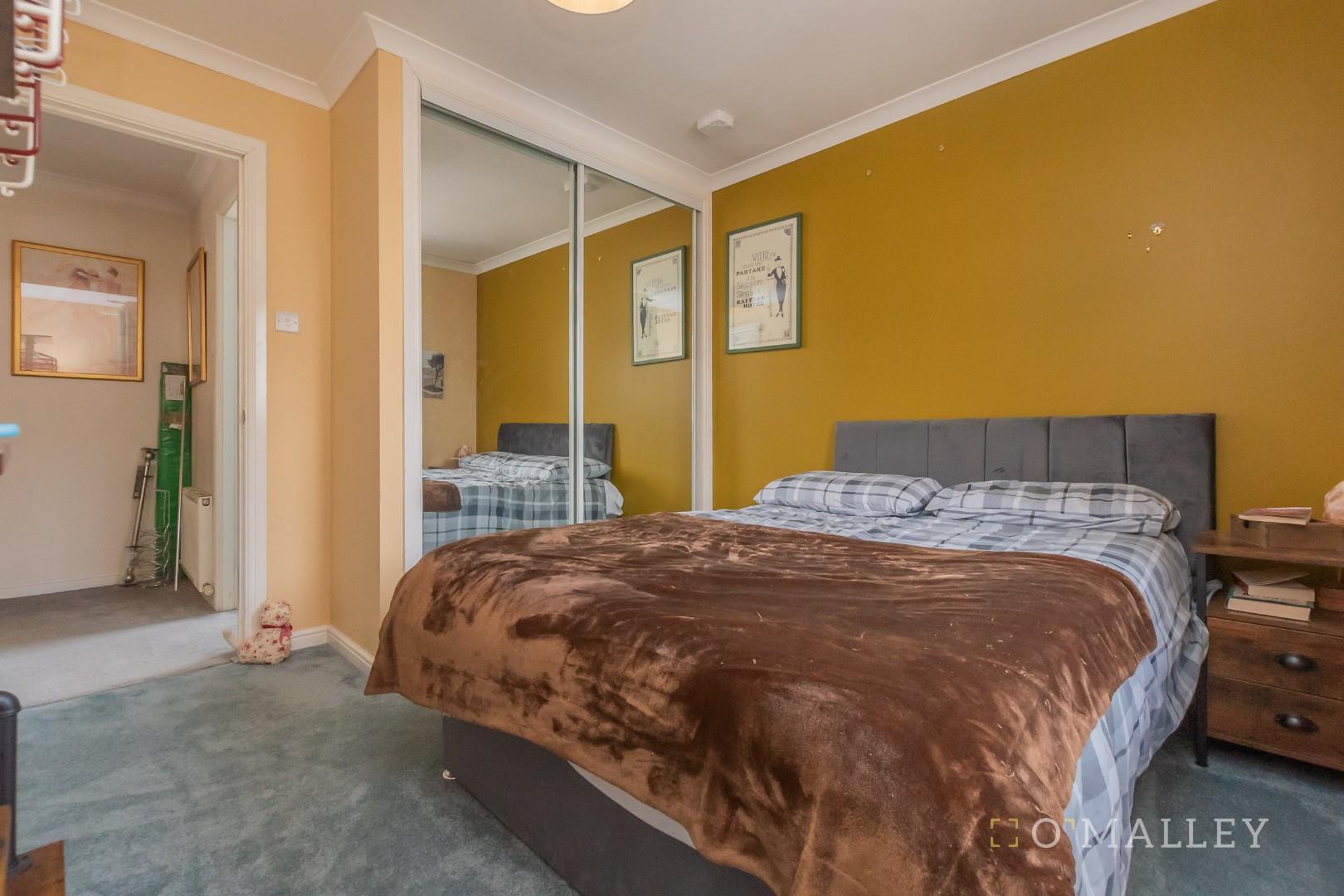 19. Bedroom 2 2.jpg
